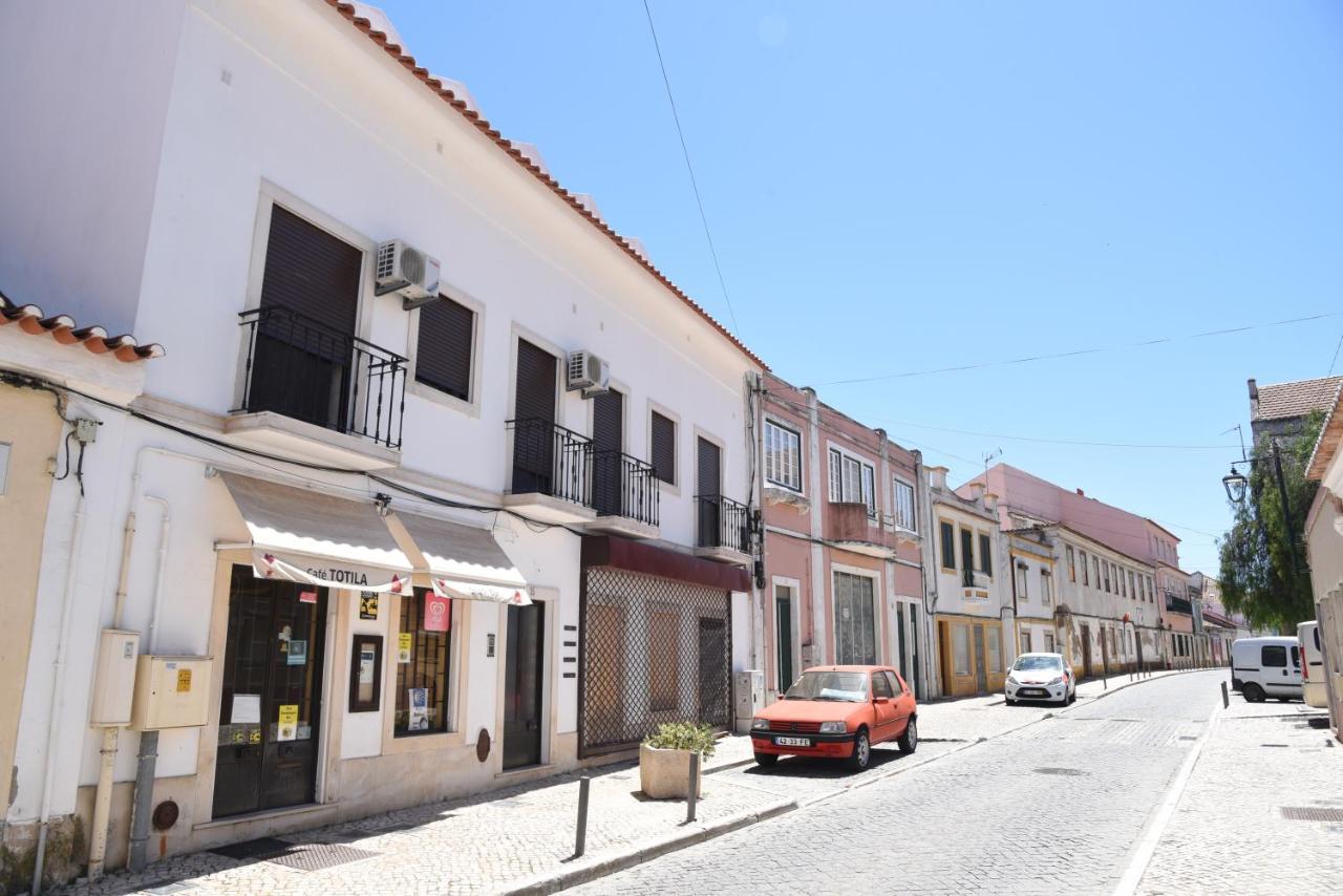 Flor Da Primavera - Residencial E Apartamentos Azambuja Eksteriør bilde